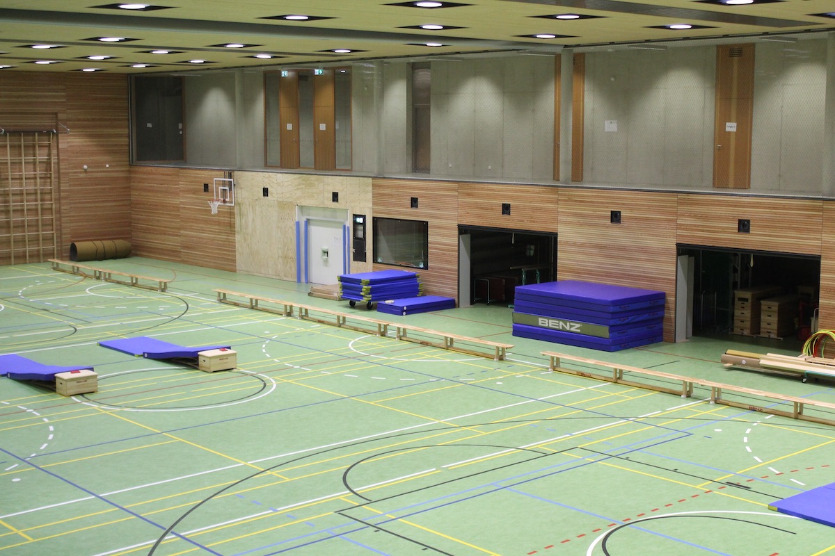 Luxstream-LED-Sporthallenbeleuchtung